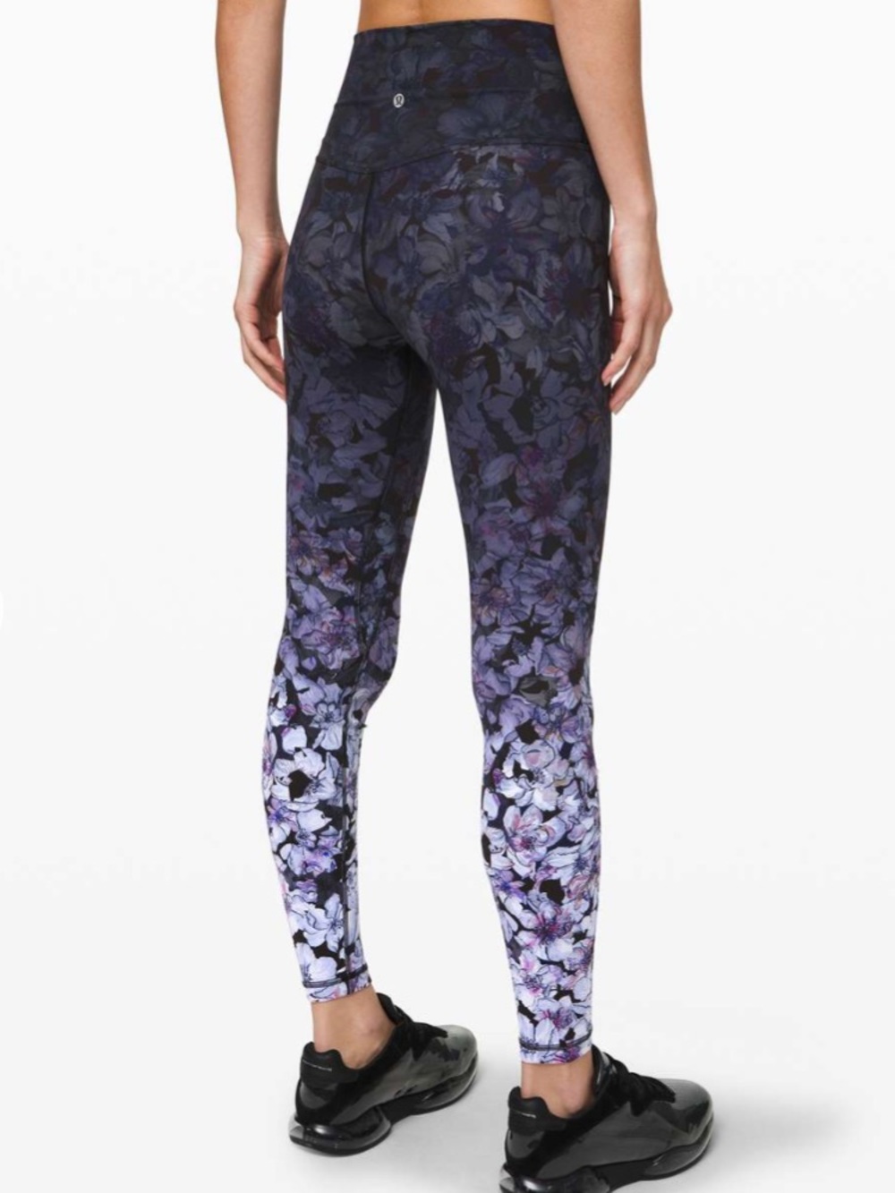 Lululemon Align Pant 28"
Nightfall Blossom Multi Align Pant Full 28 Nulu size 6